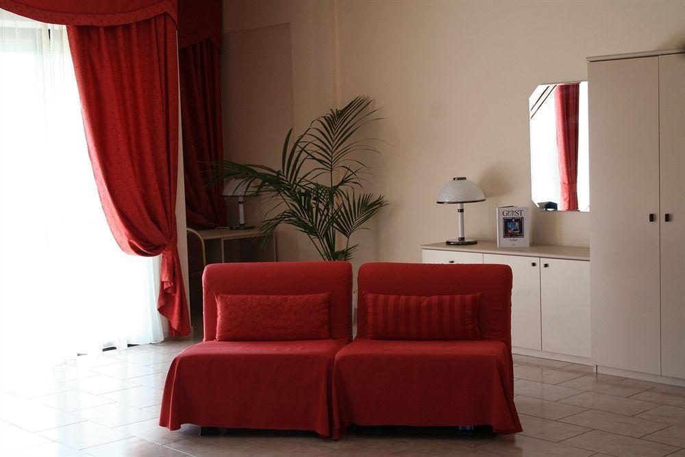 Rondo' Hotel Μπάρι Εξωτερικό φωτογραφία