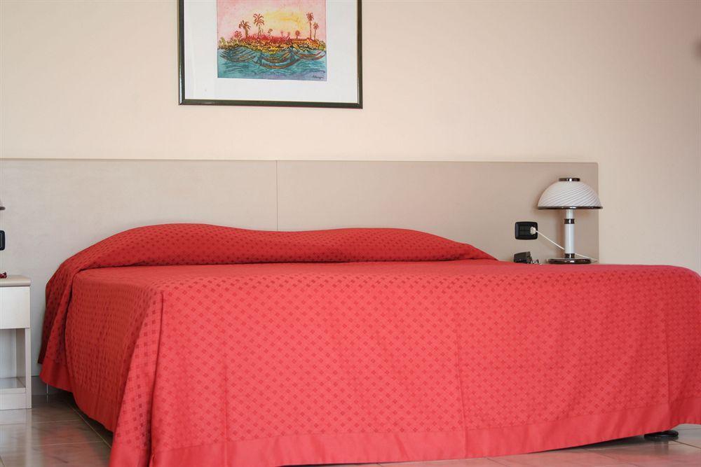 Rondo' Hotel Μπάρι Εξωτερικό φωτογραφία
