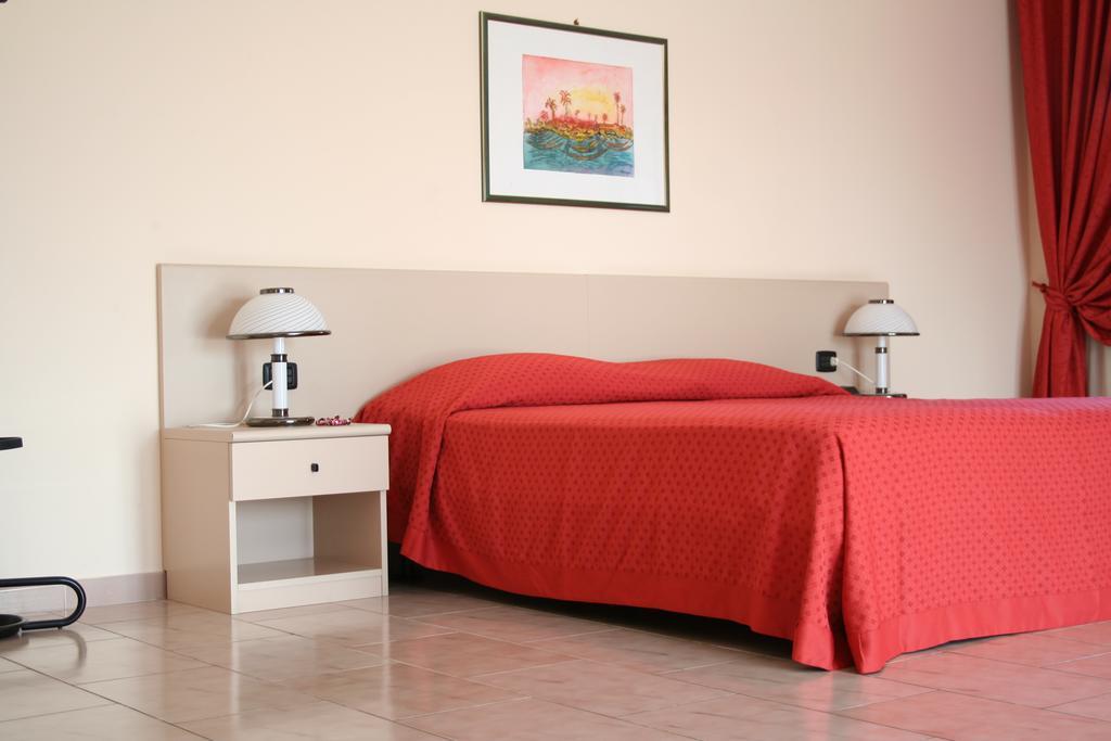 Rondo' Hotel Μπάρι Εξωτερικό φωτογραφία