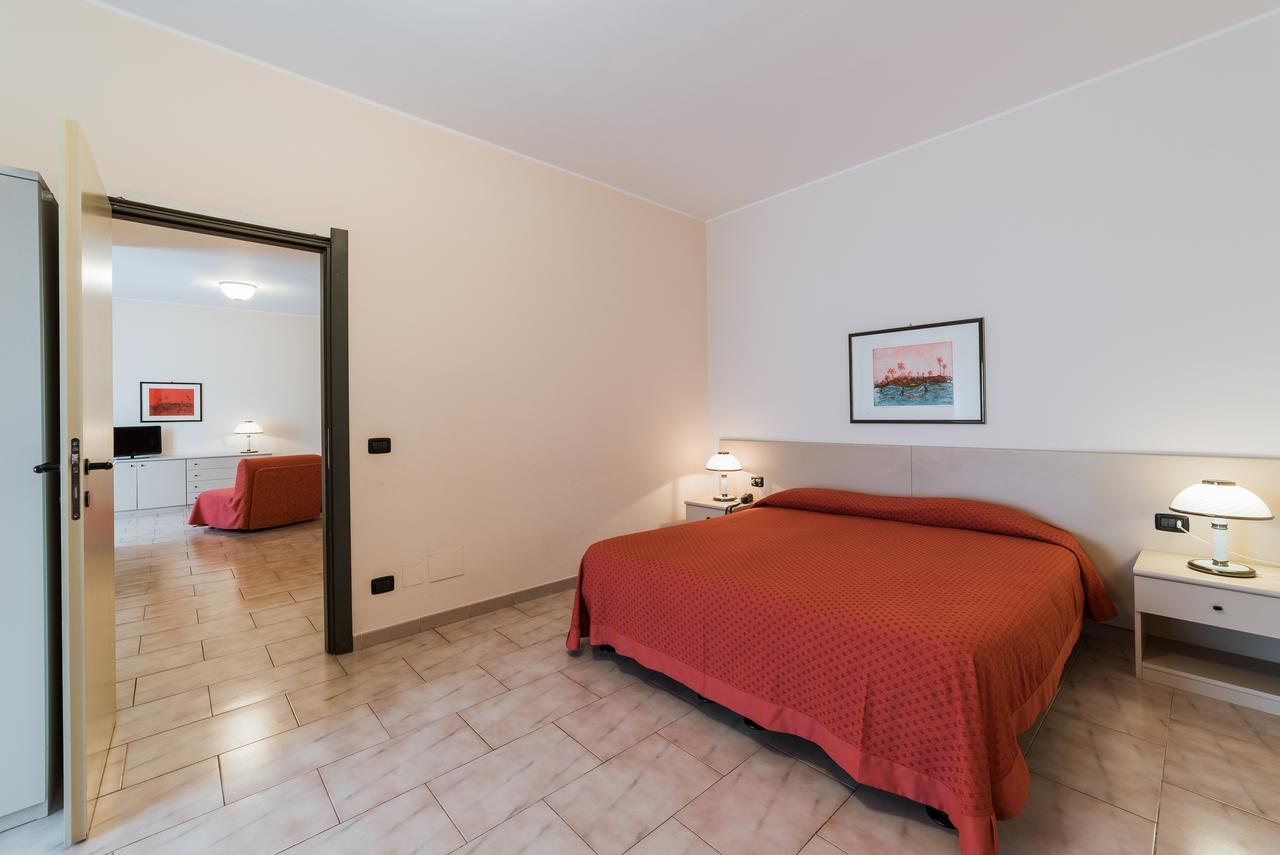 Rondo' Hotel Μπάρι Εξωτερικό φωτογραφία