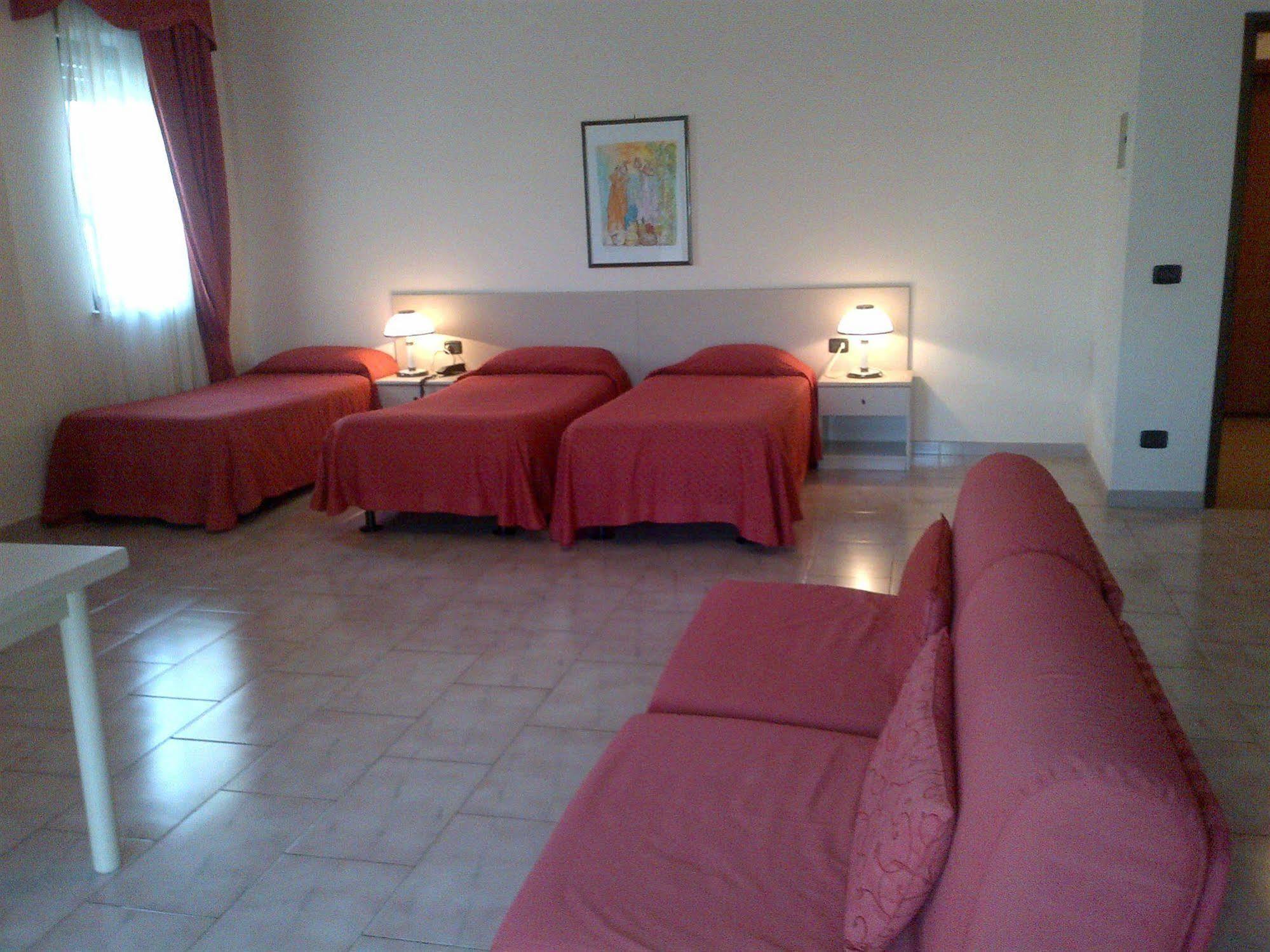 Rondo' Hotel Μπάρι Εξωτερικό φωτογραφία