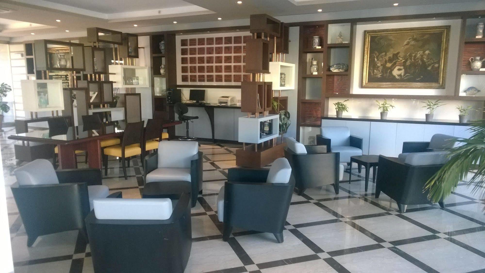 Rondo' Hotel Μπάρι Εξωτερικό φωτογραφία