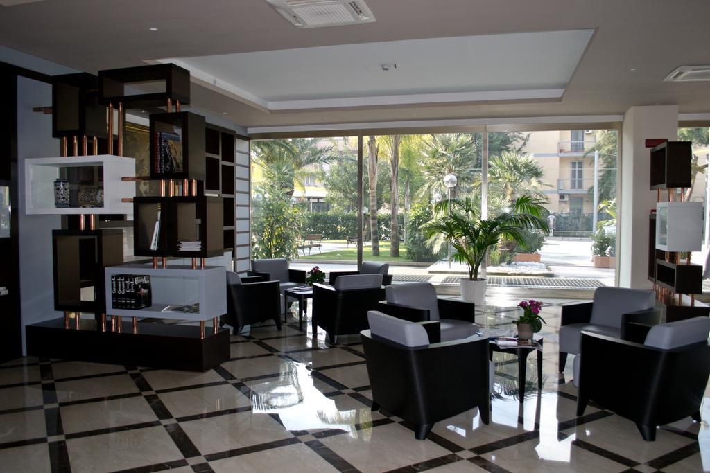 Rondo' Hotel Μπάρι Εξωτερικό φωτογραφία