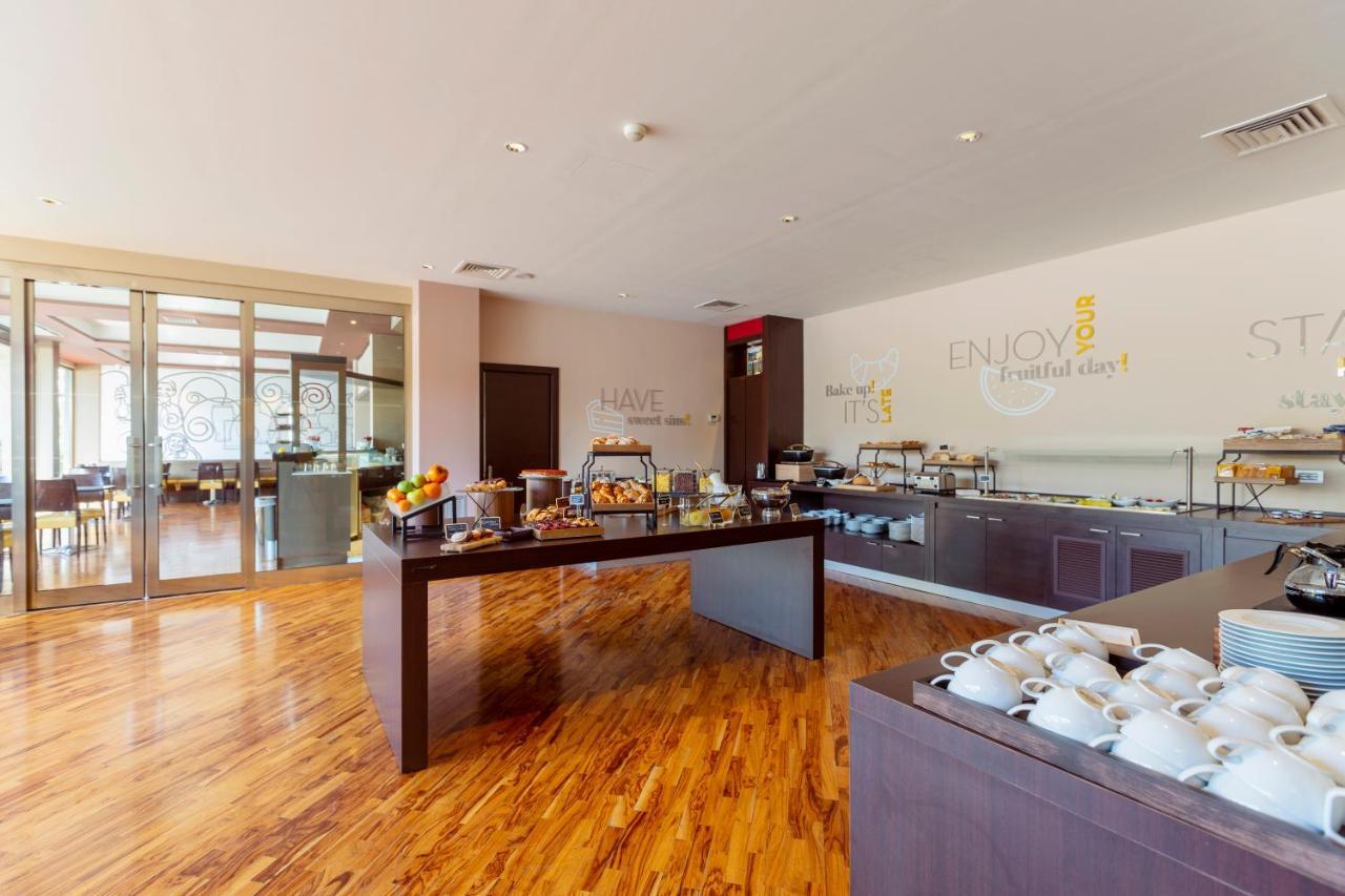 Rondo' Hotel Μπάρι Εξωτερικό φωτογραφία