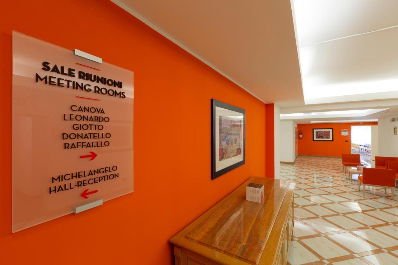 Rondo' Hotel Μπάρι Εξωτερικό φωτογραφία